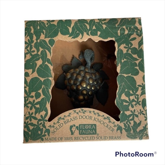 FLORA FAUNA Solid Brass Door Knocker Grapes Green Gold New Vintage - Picture 1 of 15